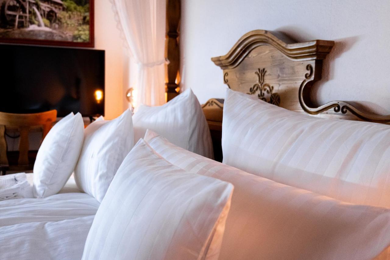 Hotel Zum See, Titisee Екстериор снимка
