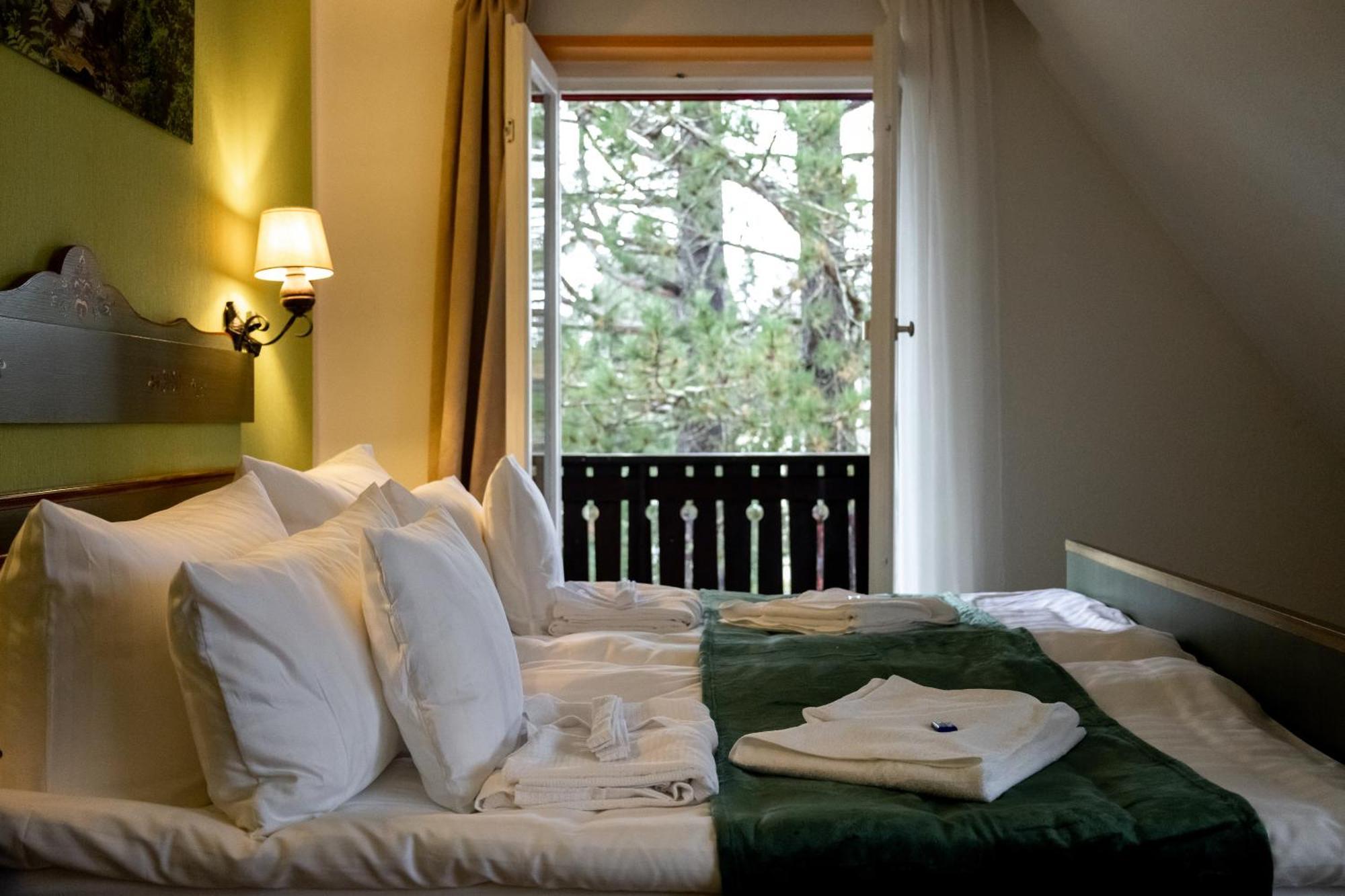 Hotel Zum See, Titisee Екстериор снимка