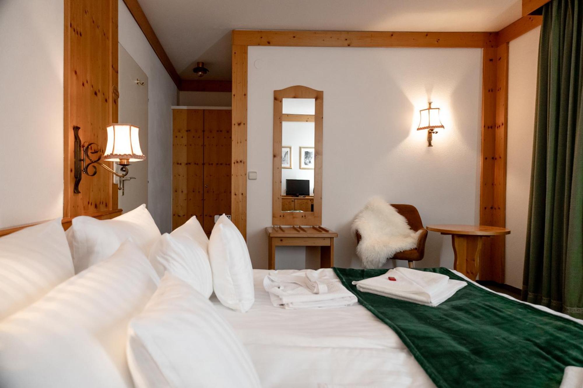 Hotel Zum See, Titisee Екстериор снимка
